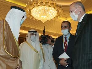 أردوغان يلتقي أمير قطر في الدوحة بعد زيارة تعزية لأمير الكويت