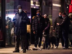 قيود جديدة في أوروبا بعد وصول اصابات كورونا لمستويات مقلقة مع اقتراب الميلاد