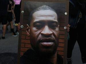 عائلة فلويد توافق على تسوية قدرها 27 مليون دولار