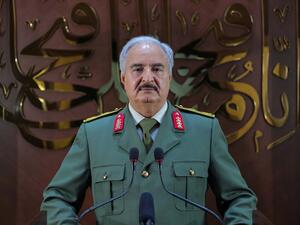 قائد الجيش الوطني الليبي خليفة حفتر