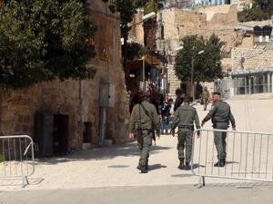 إسرائيل تواصل اغلاق الحرم الإبراهيمي لليوم الثاني