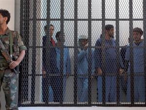 محكمة حوثية تقضي باعدام 5 يمنيين بتهمة التجسس لحساب الاستخبارات البريطانية