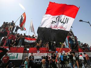 تظاهرات حاشدة في العراق في الذكرى الاولى "للثورة"