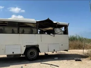 القسام تستهدف حافلة جنود إسرائيليين بصاروخ موجه