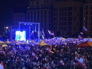 تجدد الاحتجاجات بلبنان بعد مسيرة دعم للرئيس عون