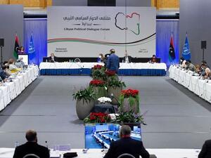 ملتقى الحوار الليبي يبدأ التصويت لانتخاب مجلس الرئاسة المؤقت