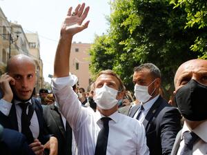 لبنانيون غاضبون يطالبون ماكرون بتحرير بلادهم من حزب الله