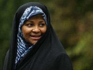 الصحافية الايرانية مرضية هاشمي