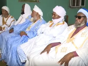 علماء وائمة موريتانيا يستمعون الى توبة ساب الرسول