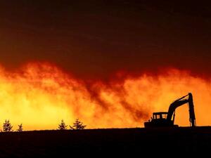 الحرائق تواصل اجتياح الساحل الغربي للولايات المتحدة