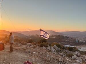 إسرائيل تقرر إزالة بؤرة أقامها مستوطنون جنوبي نابلس