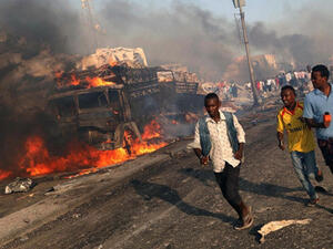 عشرات القتلى بينهم قادة عسكريون في تفجير انتحاري استهدف رئيس وزراء الصومال