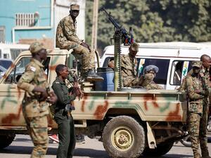 "لجان المقاومة" تفاجئ قوات الأمن بتأجيل تظاهرات الخرطوم.. "الحرب خدعة"