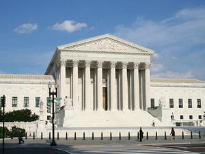 إخلاء المحكمة الأميركية العليا بسبب تهديد بوجود قنبلة