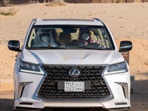 ولي العهد السعودي يصطحب أمير قطر بجولة في محافظة العلا