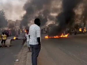 واشنطن تعلق المساعدات للسودان والأمم المتحدة تخشى تجدد أعمال العنف ليلا