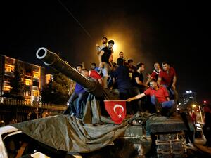 من بين المتهمين في القضية الداعية التركي فتح الله غولن المقيم في الولايات المتحدة