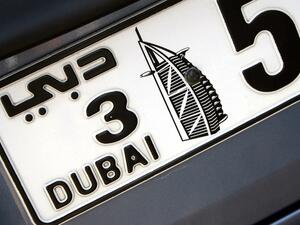 The production capacity of the new system is 33,000 plates per day.