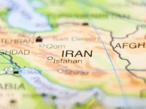 إيران: تطبيق يجمع المواقع الجغرافية لمواطنيها المحتمل إصابتهم بفيروس كورونا