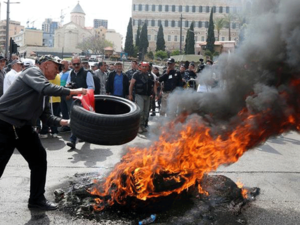 Lebanon's economy is struggling with soaring debt, rising unemployment and slow growth. 