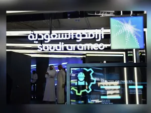 سهم أرامكو يقفز 10% بالافتتاح وقيمة الشركة تصعد إلى 1.88 تريليون دولار 
