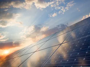 يتوقع أن يتم تنفيذ مشروعات للطاقة المتجددة في أكثر من 35 موقعاً بحلول 2030. 