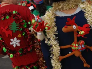 Alaska Airline Offers Priority Boarding for Passengers in Ugly Christmas Sweaters