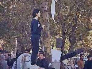 Vida Movahed,a young Iranian woman who inspired protests against compulsory hijab in the country has been sentenced to 1 year in prison (Twitter)