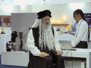Life-like humanoid Leonardo Da Vinci robo (Twitter)