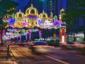 Festive lights and colorful installations for Ramadan (Twitter)