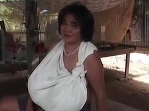 Lam Phrai Si Nuan(Twitter)