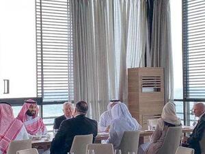 Saudi Crown Prince Mohammed bin Salman and US Secretary of State Mike Pompeo hold meeting at a waterfront restaurant in Jeddah (aawsat.com)