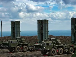 طردت أميركا تركيا من برنامج تصنيع المقاتلات المتطورة من طراز F-35، كعقوبة مبدئية على إتمام صفقة شراء المنظومة الروسية