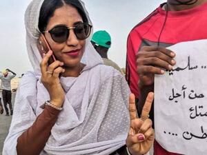  أيقونة الثورة السودانية آلاء صلاح