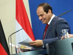 يحضر الرئيس المصري القمة الخليجية الاسبوع الجاري في العربية السعودية