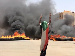 ويشتبه بأن قوات الدعم السريع هي التي خطفت وقتلت نوري، الحادثة التي أثارت غضبا. 
