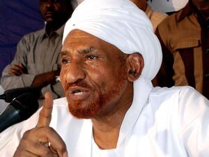 الصادق المهدي هو سياسي ومفكر سوداني ورئيس "حزب الأمة القومي"