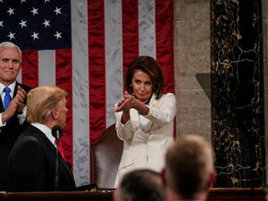 مناقشة التدابير الوقائية المتوافرة بهدف تجنب أن يشن رئيس غير متزن هجمات عسكرية