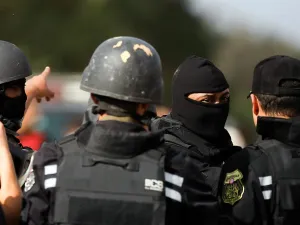 أعلنت وزارة الداخلية التونسية مطلع أبريل الفائت القضاء على ثلاثة متشددين