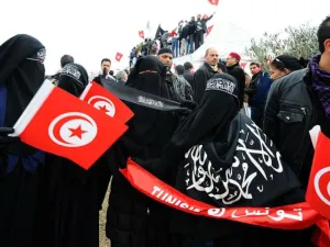 اكبر المظاهرات منذ 2011 