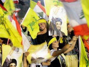 دعت الوزارة  ، المجتمع الدولي إلى إدراج "حزب الله" بجناحيه السياسي والعسكري على قوائم الإرهاب