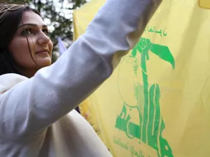 تصيب أكثر من هدف للحزب المسلح في مرحلة يشعر فيها أنه محاصر ومعزول