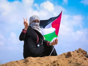 نتنياهو يفكر بالتراجع