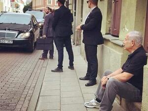  بالنسبة لبيني جانتس فكانت خياراته شبه معدومة، فاتفاق الحكومة حقق له ما يمكن أن ينقذ مستقبله 