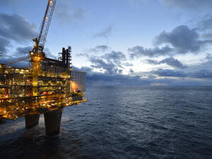 شركة "أدنوك"، ستتولى أعمال تطويره وإنتاجه بالاتفاق مع هيئة دبي للتجهيزات