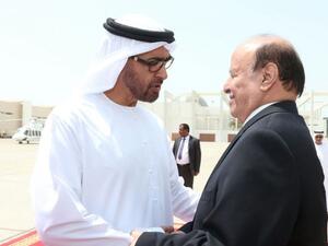 قوات تدعمها أبوظبي تحاصر معسكرات حكومية بمسقط رأس هادي باليمن