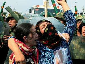 الصين تحبس مسلمين أويغور بمنازلهم بذريعة مواجهة كورونا