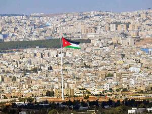 توقيف إعلامي أردني أدى صلاة الجمعة بمسجد رغم المنع