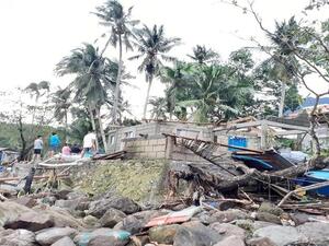 ارتفاع حصيلة قتلى الإعصار فانفون في الفلبين إلى 50