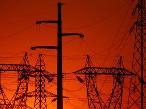 أمريكا تجدد استثناء يسمح للعراق باستيراد الكهرباء من إيران مع تقليص المدة